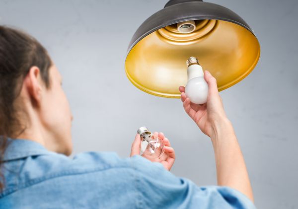 Cost of Light Bulb Replacement in Greeley